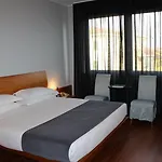 ليوباردي فندق 4*