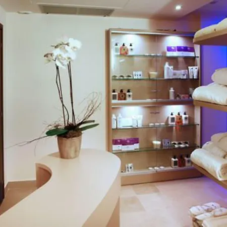 ホテル レオパルディ