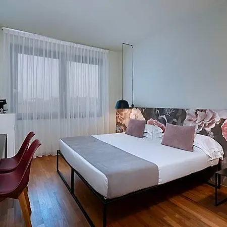 ليوباردي 4* فيرونا