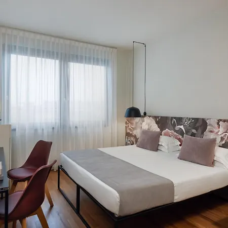 Leopardi Hotel