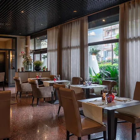 Hotel Leopardi