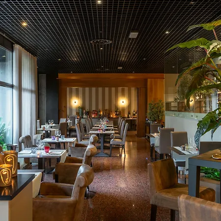 Leopardi 4* Verona